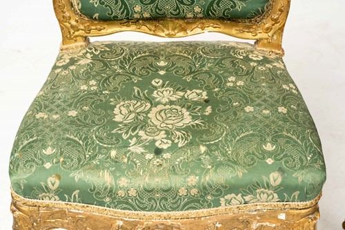 Lot 122 - A pair Louis XV style carved wood and gilt...