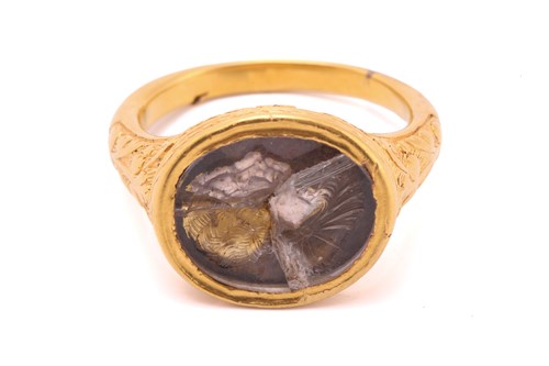 Lot 273 - A Post-Medieval intaglio ring, circa 1575-1650,...