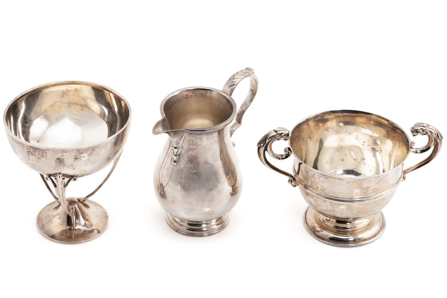 Lot 448 - An early 20th-century silver two-handled