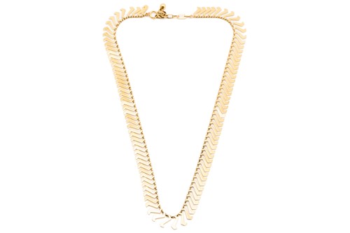 Lot 208 - A fringe necklace in 9ct yellow gold,...