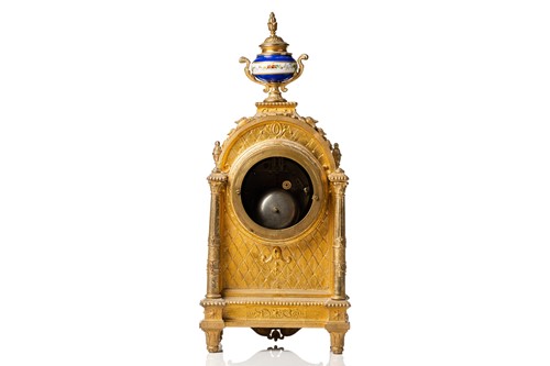 Lot 283 - A Louis XVI-style gilt metal cased 8-day...