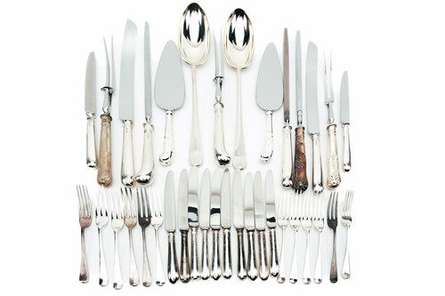 Lot 472 - A collection of modern silver flatware,...