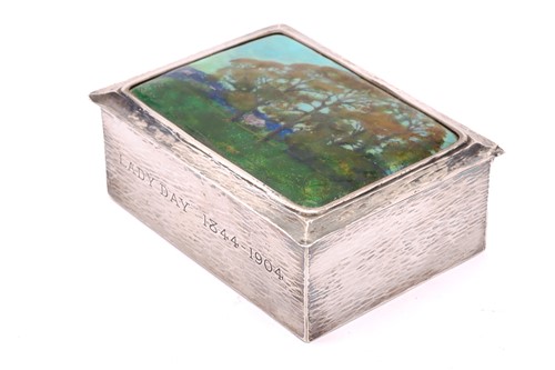 Lot 81 - Guild of Handicraft Ltd: a silver box, London...