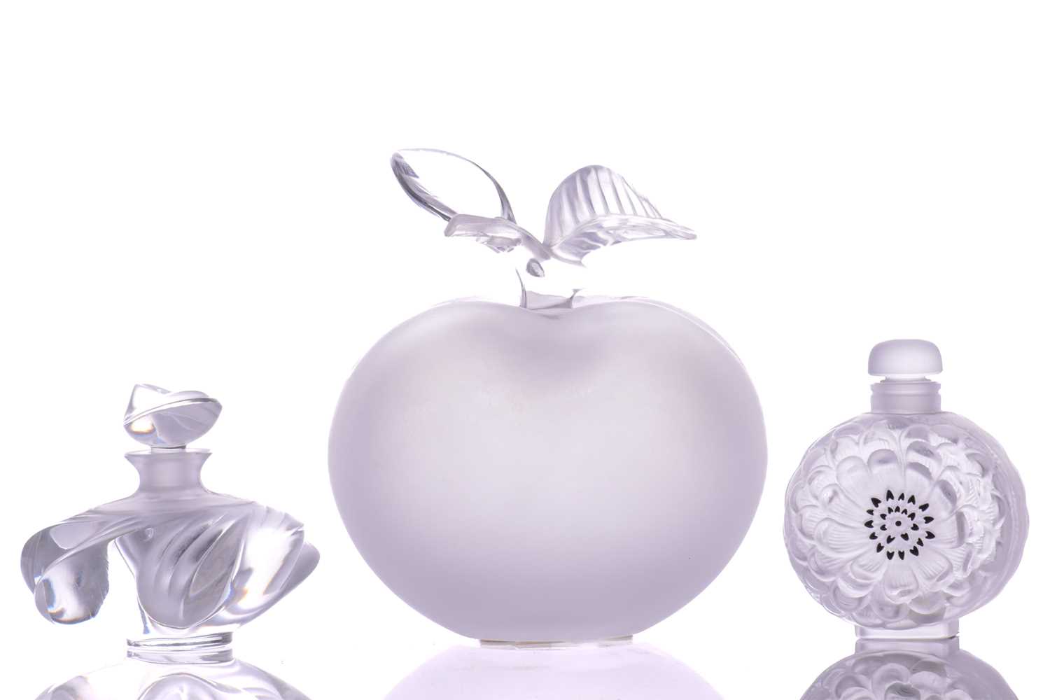 Lot 218 A Lalique "Grand Pomme" ‘Apple’ perfume