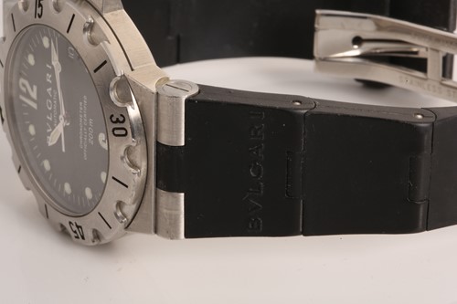 Lot 416 - A Bvlgari (Bulgari) Diagono chronometer SD 38...