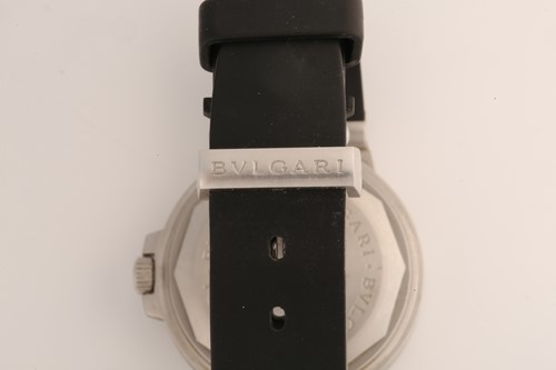 Lot 416 - A Bvlgari (Bulgari) Diagono chronometer SD 38...