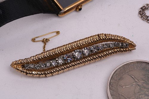 Lot 346 - A mixed collection of items comprising two...