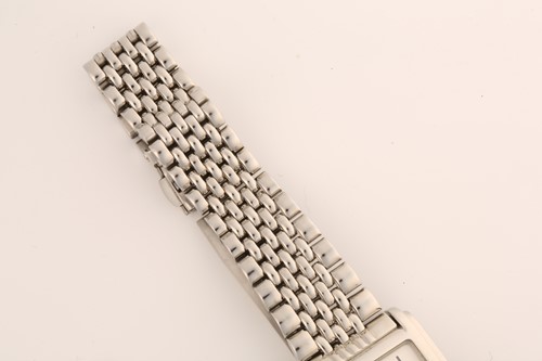 Lot 369 - An Oris automatic lady's watch, featuring a...