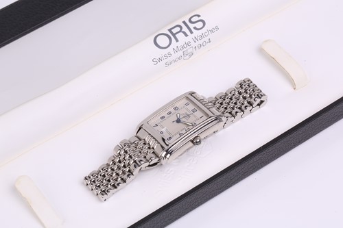 Lot 369 - An Oris automatic lady's watch, featuring a...