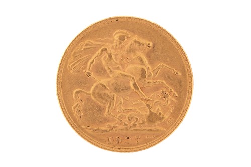 Lot 320 - An Edward VII full sovereign gold coin, 1907,...