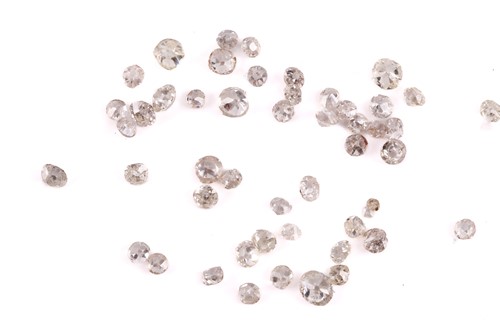 Lot 255 - 3.74ct Melee parcel of loose diamonds...