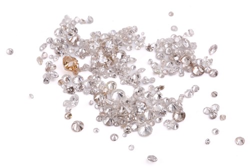 Lot 294 - 8.32ct melee parcel of loose diamonds...