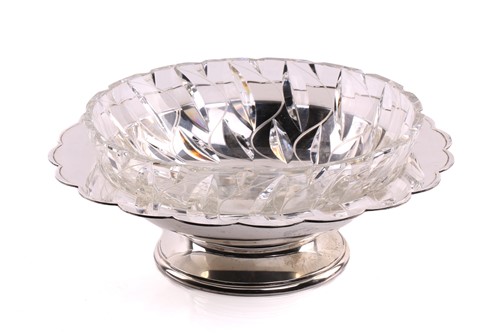 Lot 430 - A silver fruit bowl, circular with scalloped...