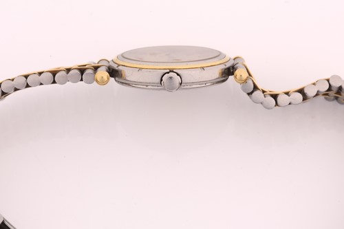 Lot 355 - A Van Cleef & Arpels La Collection lady's...