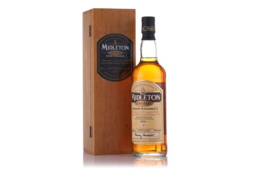Lot 59 - A bottle of Midleton Very Rare Irish Whiskey...
