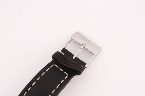Lot 391 - A Breitling pluton Sardinia cup watch,...