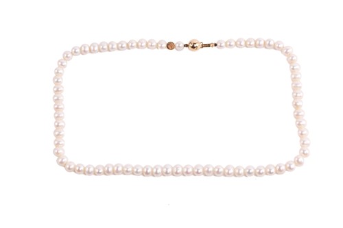 Lot 183 - A single-strand pearl necklace, by German...