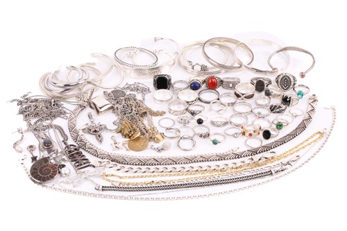 Lot 196 - Assorted white metal jewellery and gilt...