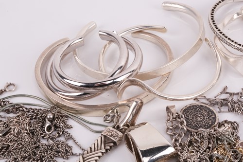 Lot 196 - Assorted white metal jewellery and gilt...