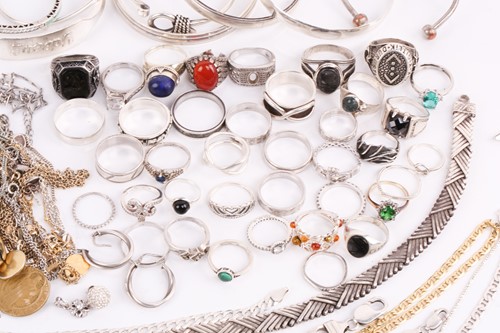 Lot 196 - Assorted white metal jewellery and gilt...