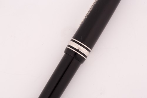 Lot 291 - Montblanc Meisterstück roller ball the twist...
