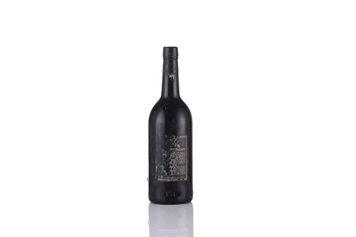 Lot 22 - A bottle of Alfred Lambs Jamaican Reserve...