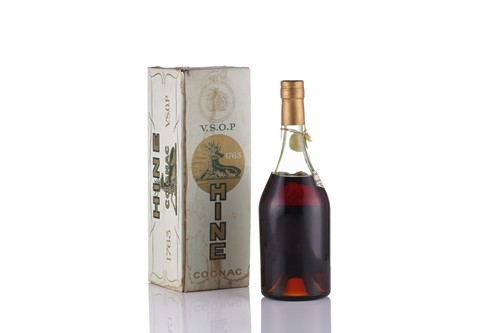 Lot 129 - A bottle of Hine Vieux Cognac VSOP, 70%,...