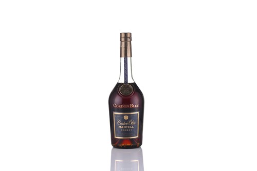 Lot 129 - A bottle of Hine Vieux Cognac VSOP, 70%,...