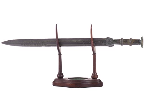 Lot 163 - A Chinese bronze sword, Han Dynasty (206 BC-...