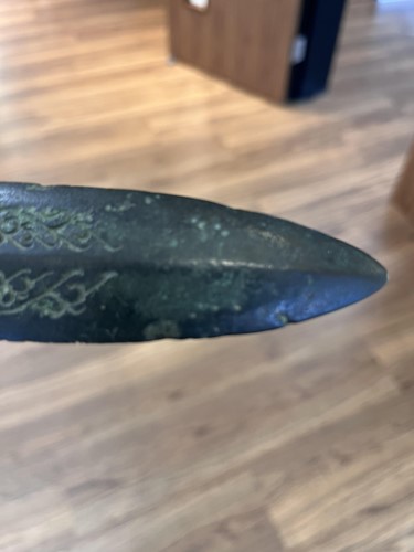 Lot 163 - A Chinese bronze sword, Han Dynasty (206 BC-...