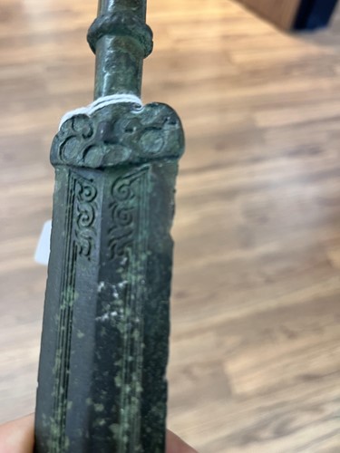 Lot 163 - A Chinese bronze sword, Han Dynasty (206 BC-...