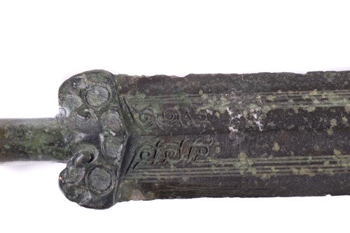 Lot 163 - A Chinese bronze sword, Han Dynasty (206 BC-...