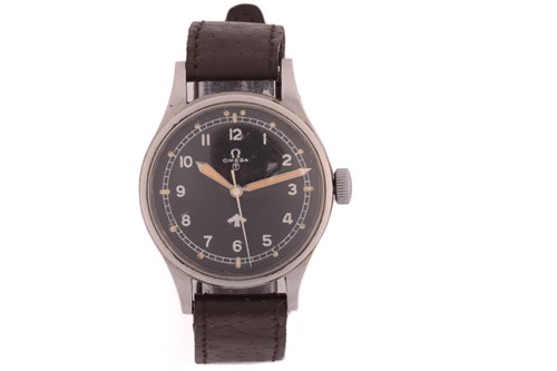 Lot 329 - An early 1950s Omega RAF 2777-1...