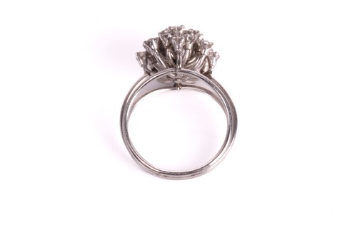 Lot 38 - A diamond cluster ring, comprising...