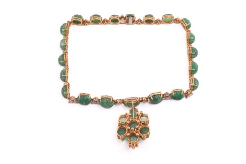 Lot 95 - An emerald and diamond necklace with a...