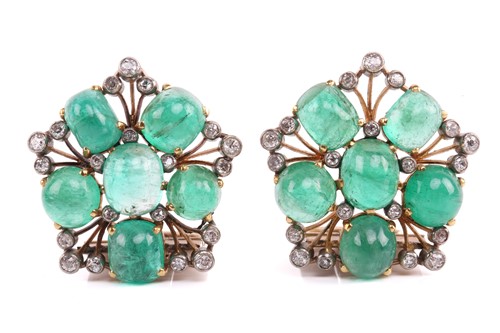 Lot 57 - A pair of emerald and diamond cluster dress...