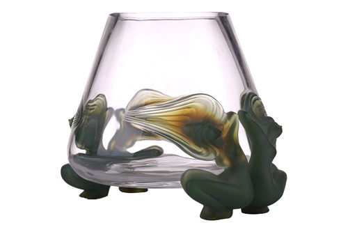 Lot 160 - A post-war Lalique 'Antinea' heavy glass vase,...