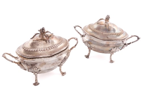 Lot 418 - A pair of George III silver sauce tureens and...