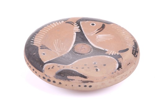 Lot 235 - An Apulian style red-figured fish plate,...