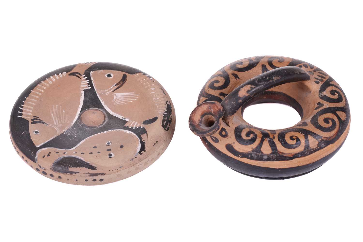 Lot 235 - An Apulian style red-figured fish plate,...