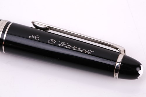 Lot 345 - Montblanc - Meisterstück black fountain pen...