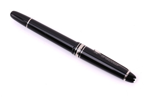 Lot 345 - Montblanc - Meisterstück black fountain pen...
