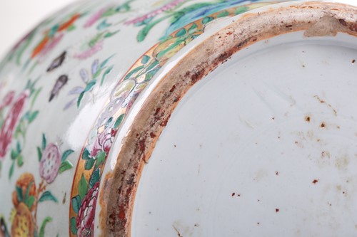 Lot 123 - A large Chinese Famile Rose baluster vase,...