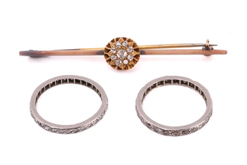 Lot 46 - A diamond cluster bar brooch together with two...