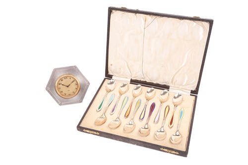 Lot 427 - A cased set of twelve "Sterling" gilded and...