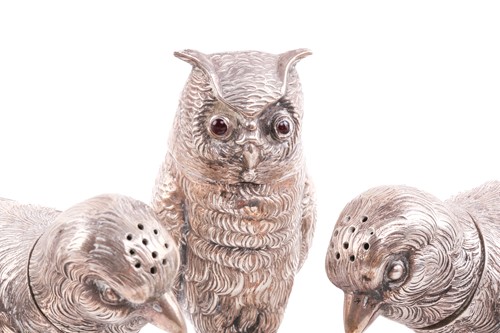 Lot 433 - A collection of silver table decorations...