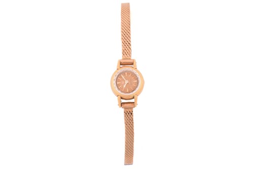 Lot 371 - An Omega lady's dress watch, featuring a Swiss-...