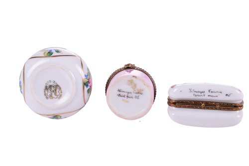 Lot 412 - A collection of enamel trinket boxes to...