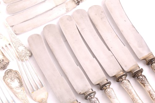 Lot 461 - A loose canteen of German silver flatware,...