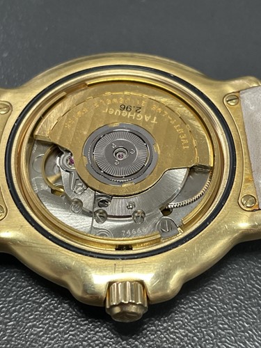 Lot 350 - A Tag Heuer 6000 chronometer wristwatch in...